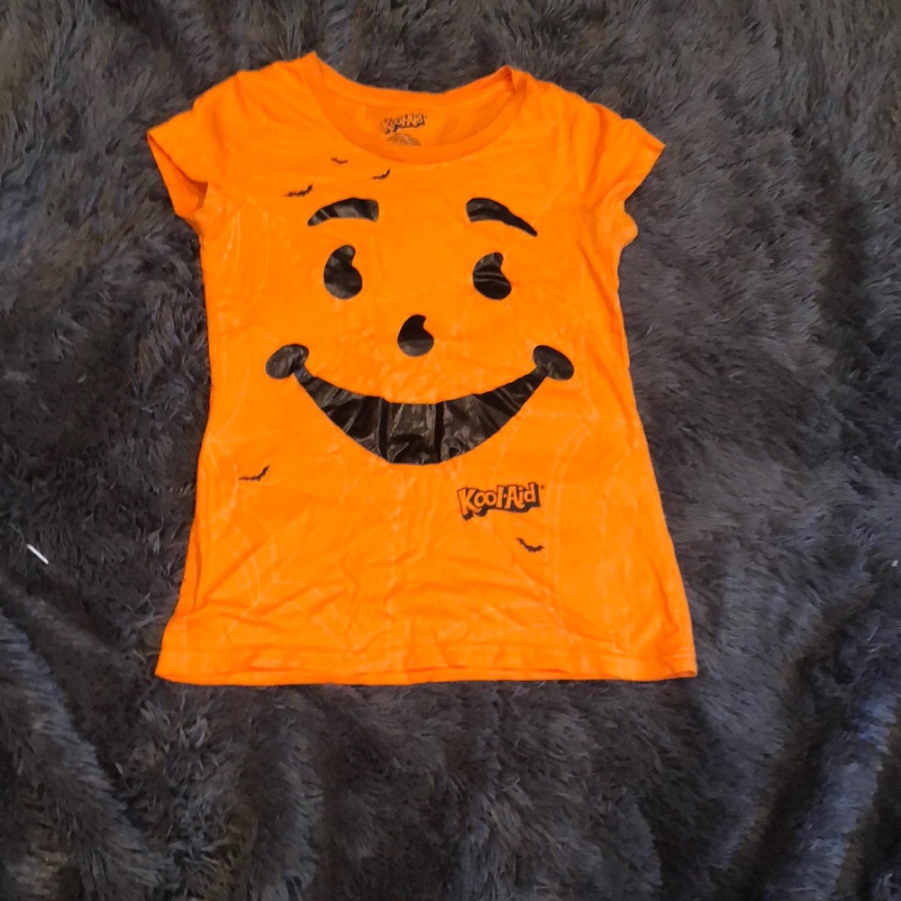 Halloween Kool-aid size large tee